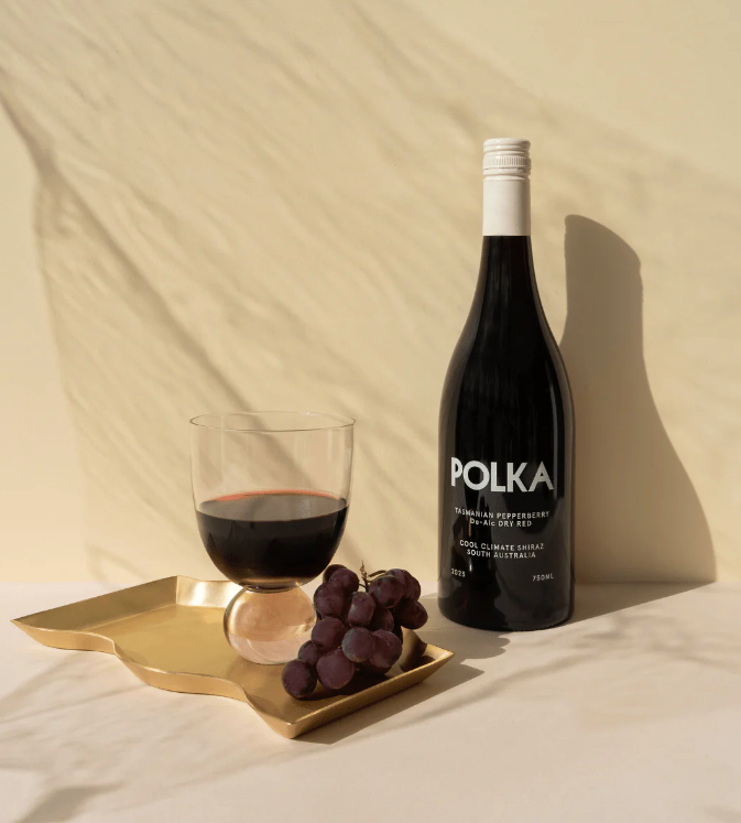 Polka De-Alc Dry Red