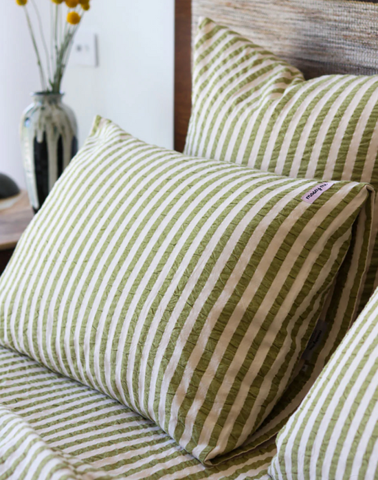 Seersucker Stripe Standard Pillowcase Set